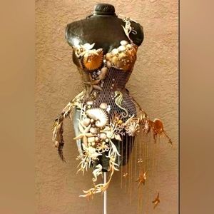 🧜‍♀️♻️🌎Trashion Fashion Alittle About Me (not for sale)